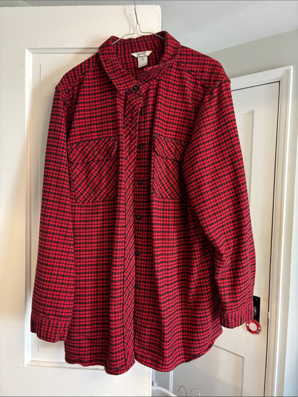 Duluth Trading Co Red and Black Houndstooth Button-Down Shirt Jacket